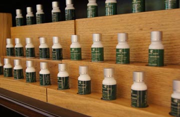 Top quality essential oils are ALWAYS bottled in opaque type glass or aluminum bottles